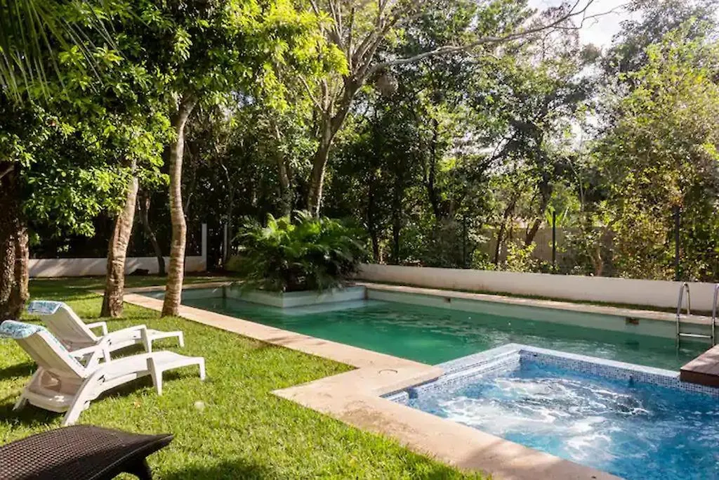 Casa Ohana Playa del Carmen Villa